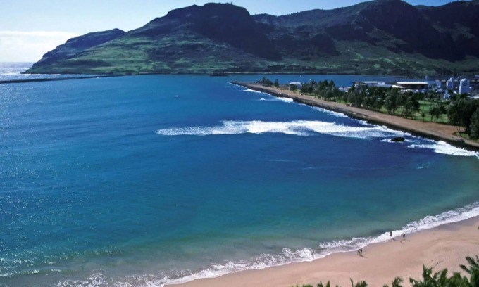 Nawiliwili Eigentumswohnung | Condo in Lihue, steps to Nawiliwili Harbor and Nawiliwili Bay