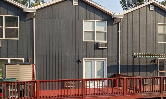 Paw Paw Eigentumswohnung | Condo within a Avalon Clothing Optional Resort