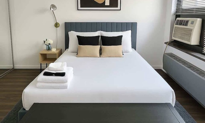 East Hyde Park Wohnung | Contemporary 2BR Apartment in Vibrant Hyde Park