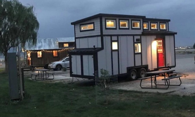 Vineyard Haus | Contemporary - Modern Tiny Home on the Lake