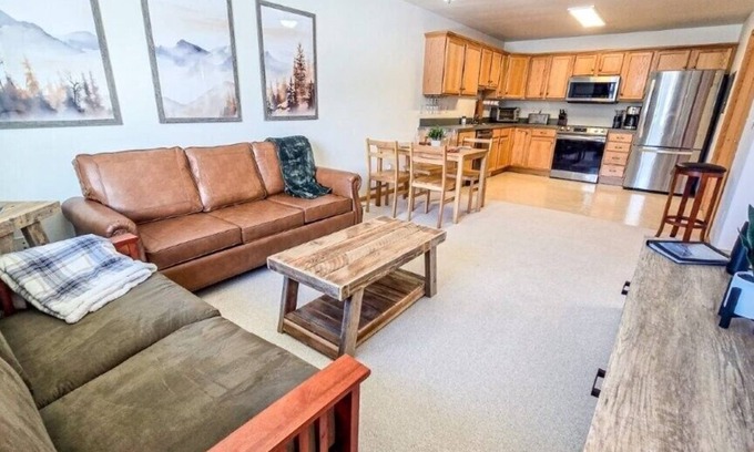 Red Lodge Haus | Convenient and Comfortable Townhome with Mountain Views