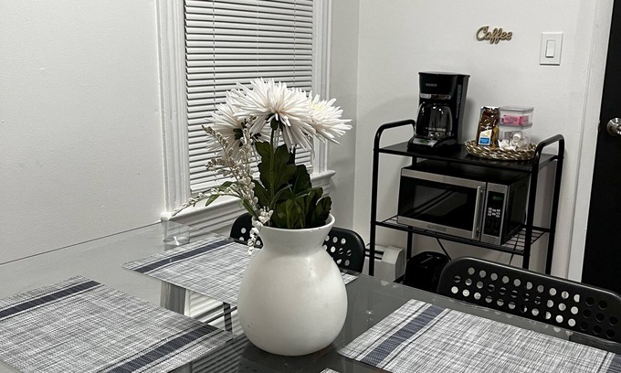 Hackensack Wohnung | Convenient Apt Sleeps 6
