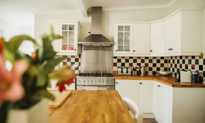 Clare Haus | Cooke Cottage - Familienfreundlich mitten im Clare Valley