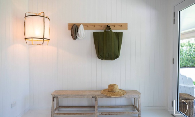 Blacks Beach Haus | Coral Cove Holiday Home