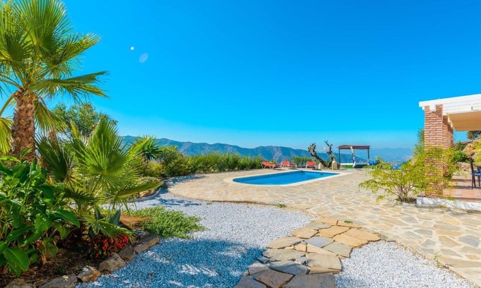 Sedella Villa | Cortijo La Madrugada Sedella by Ruralidays