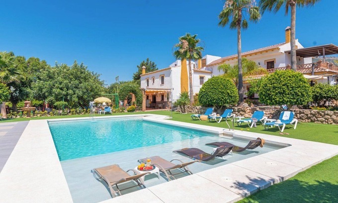 Periana Villa | Cortijo Los Tulipanes Periana by Ruralidays