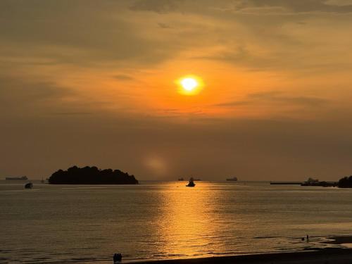 Taman Haji Zainal Wohnung | Corus Paradise Beach Home