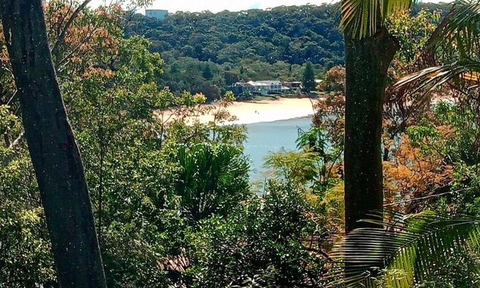 Pearl Beach Wohnung | Corymbia -stones throw to pristine waters of Pearl Beach and National park walks