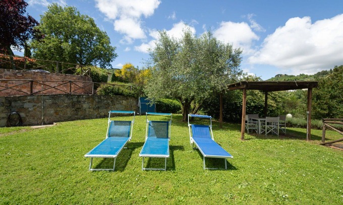 Greve in Chianti Haus | Herrliche Wohnung in einem Ferienhaus mit Pool, W-LAN, TV, Innenhof, Haustiere erlaubt, Parkplatz