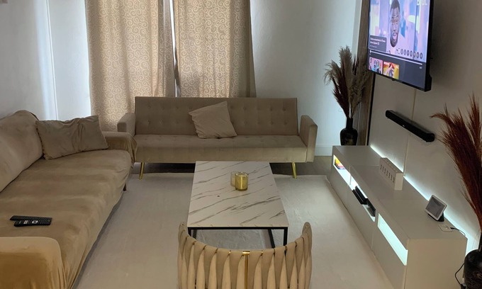 Aulnay-sous-Bois Wohnung | Cosy apartment near CDG airport and Villepinte exhibition center