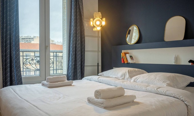 Combat Wohnung | Cosy & Charming 1BD for 4 - Les Buttes Chaumont