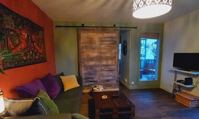 Tremblay-en-France Wohnung | Cosy F3 near CDG airport/RER B station (pets welcome)