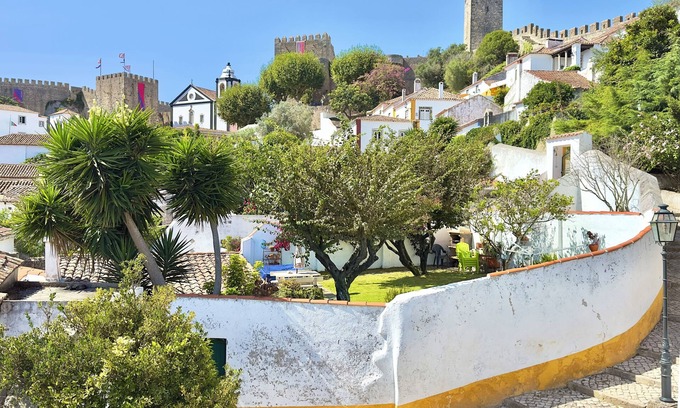 Obidos Wohnung | Gemütliches Haus in der Burg Óbidos (Casa do Candeeiro)