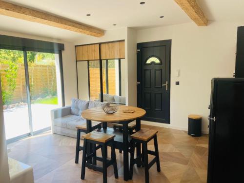 Nans-les-Pins Haus | Cosy Lodge Sainte Baume