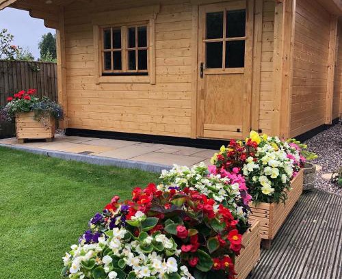 Markinch Haus | Cosy Log Cabin - The Dookit - Fife