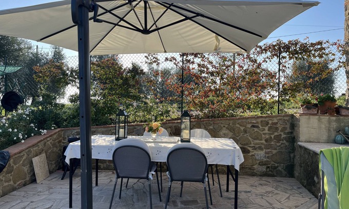 Monte Benichi Haus | Cosy private home in Medieval Village, with large terrace, pool and garden
