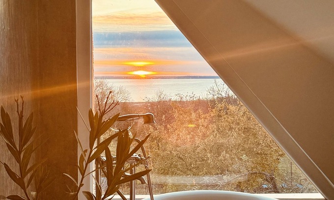 Balatonalmadi Wohnung | Cosy Quiet Tiny studio with lake views in the suburbs of Balatonalmadi