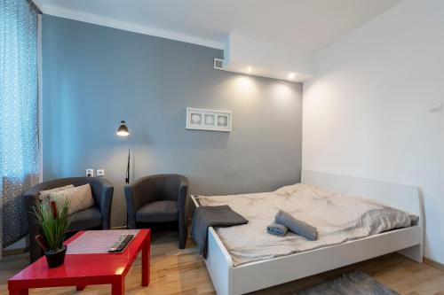 Srodmiescie Wohnung | Cosy Studio in University District-Free Parking with gate!