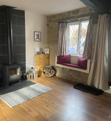 Ozleworth Haus | Cotswold Coombe Cottage