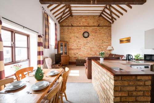 Bedford Haus | Cottage 2 Scald end