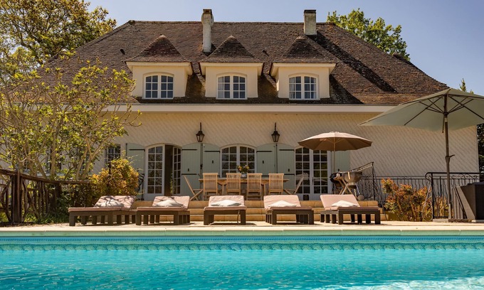 Fources Haus | Cottage 50's - 6 Chb/4sdb - Piscine & Parc Privés