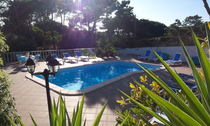 Praia das Macas Hütte | Cottage in Praia das Maçãs mit einem beheizten Swimmingpool