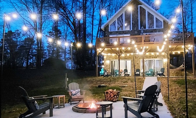 Roxboro Haus | Wunderschönes Seehaus an einsamer Bucht! Paddelboote / Kajaks, Hunde in Betracht gezogen