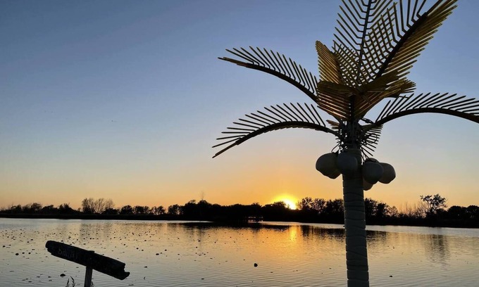 Fremont Haus | Country Charm on the Sandusky: Live Music Nearby