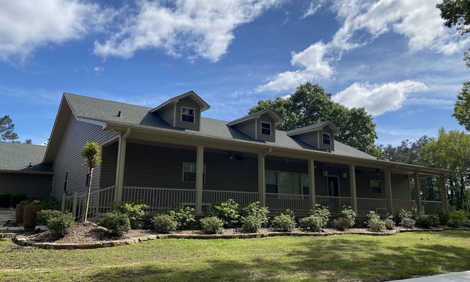 Drew County Haus | Country home