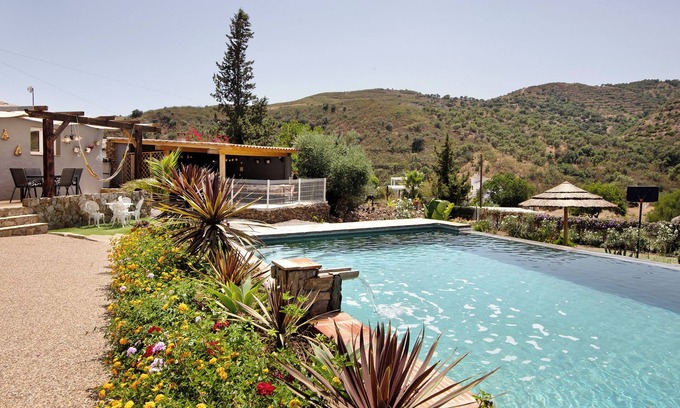 Fonte do Bispo Villa | Landhaus 'Quinta Do Silêncio T2' mit Bergblick, WLAN und Klimaanlage