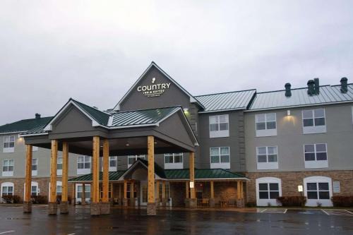 Houghton Hotel | Country Inn & Suites by Radisson, Houghton, MI