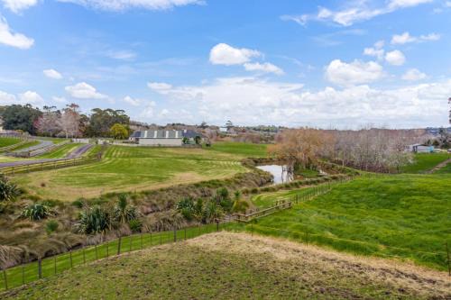 Whitford Haus | Countryside Retreat with On-site Horse Experiences
