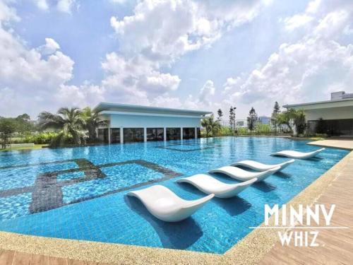 Kampung Bukit Dukong Wohnung | Couple Suite Trader Garden Pool View #16