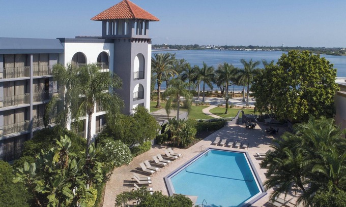 Bradenton Hotel | Courtyard by Marriott Bradenton Sarasota Riverfront
