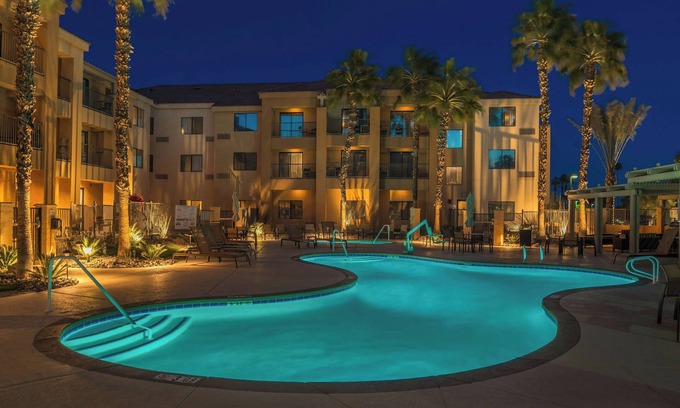 Palm Desert Hotel | Courtyard by Marriott Palm Desert