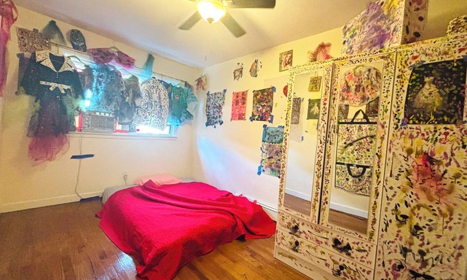 North Bergen Wohnung | Couture Room in West NY, Close to New York City