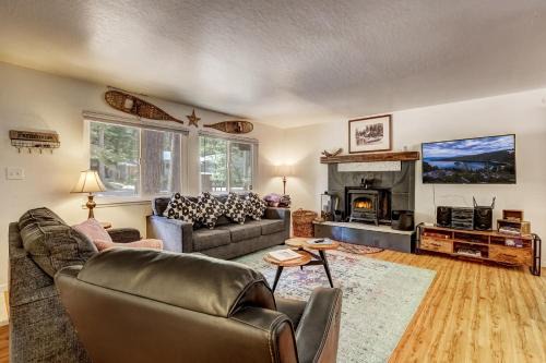 North Upper Truckee Haus | Coziness Cabin - Cute little cabin in the Tahoe woods