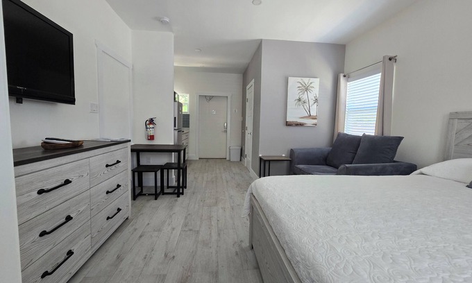 Bodden Town Wohnung | Cozy 1-bedroom apartment in Beach Bay, Bodden Town, Grand Cayman.