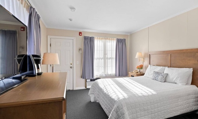 Falmouth Heights Eigentumswohnung | Cozy 1 Queen Bed Escape Near Beach & Fun