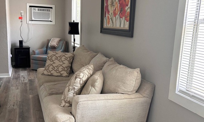 Hattiesburg Haus | Cozy 1br 1bath with Full Kitchen in Hattiesburg