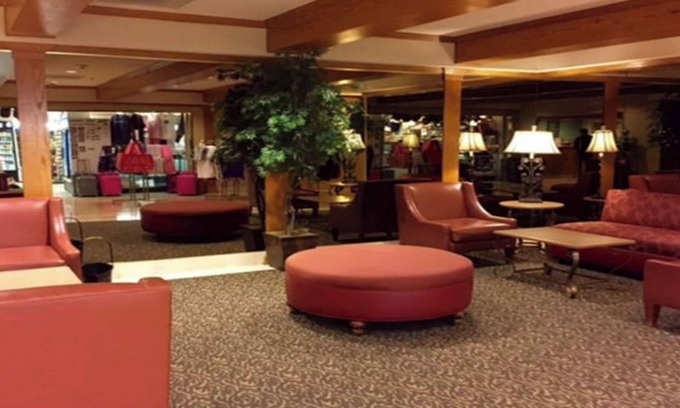 Las Vegas Strip Eigentumswohnung | Cozy 2-bedroom condo on the strip. Sleeps 6 to 8 people, fitness room, and pool.