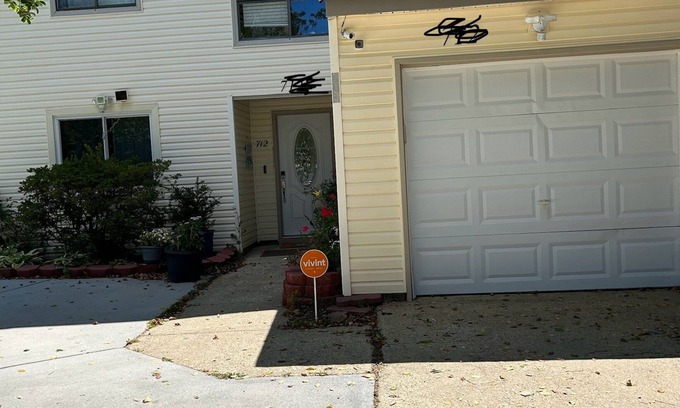 Norfolk - Virginia Beach Haus | Cozy 2 bedroom house with AC and WiFi in gorgeous Virginia Beach