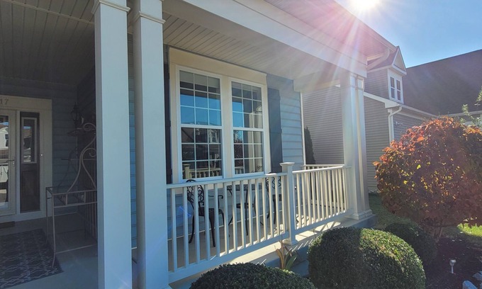 Middletown Haus | Cozy 2-bedroom house for Active Adults in Middletown
