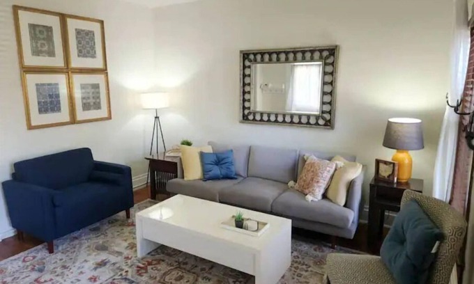 Old North Columbus Haus | Cozy 2BR w/ Firepit By OSU & Hospital