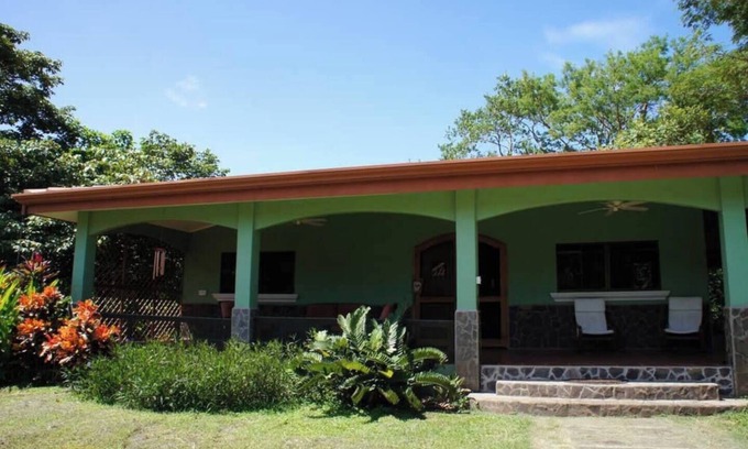 Junquillal Haus | Casa Rusty, Private Wohnanlage nur wenige Schritte vom Pool entfernt