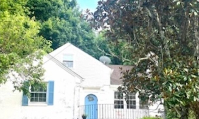 Anniston Haus | Cozy 3-bedroom Home with WiFi, AC in adorable Anniston