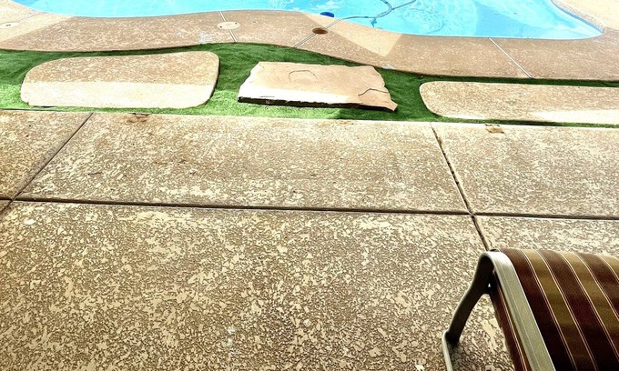 East Mesa Haus | Cozy 3 Br 2 Bath Mesa Home w/ Beautiful Pool and a Pool Table!