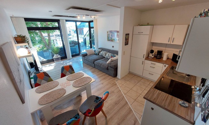 Hildfeld Wohnung | Gemütliche und moderne Ferienwohnung 'Mira' mit Terrasse inkl. WiFi