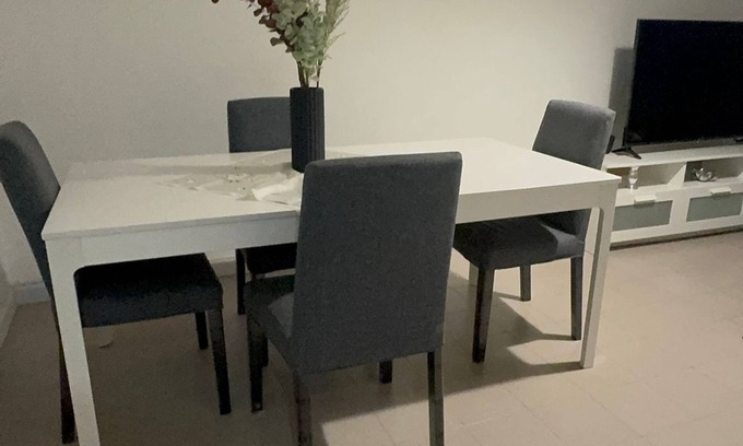 Algueirao - Mem Martins Wohnung | Cozy and well located