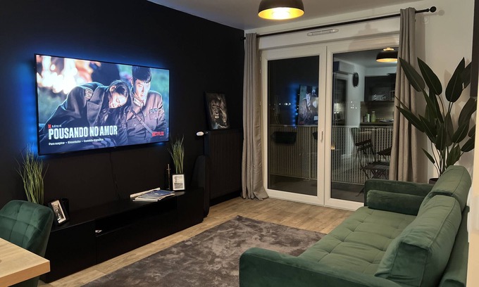 Le Perreux-sur-Marne Wohnung | Cozy Apartment, 15 minutes to Paris center, 25 minutes to Disneyland.